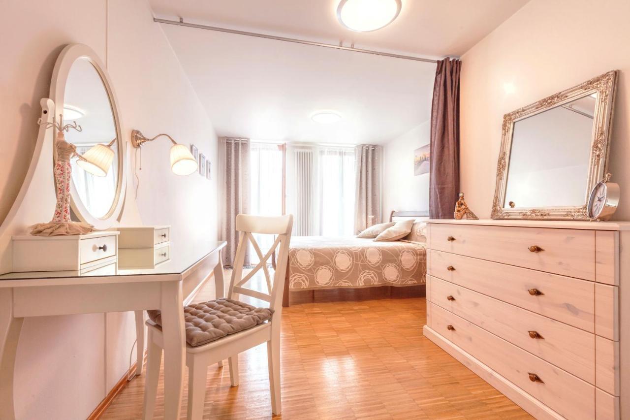 Modern Apartment Charvatova Praga Zewnętrze zdjęcie