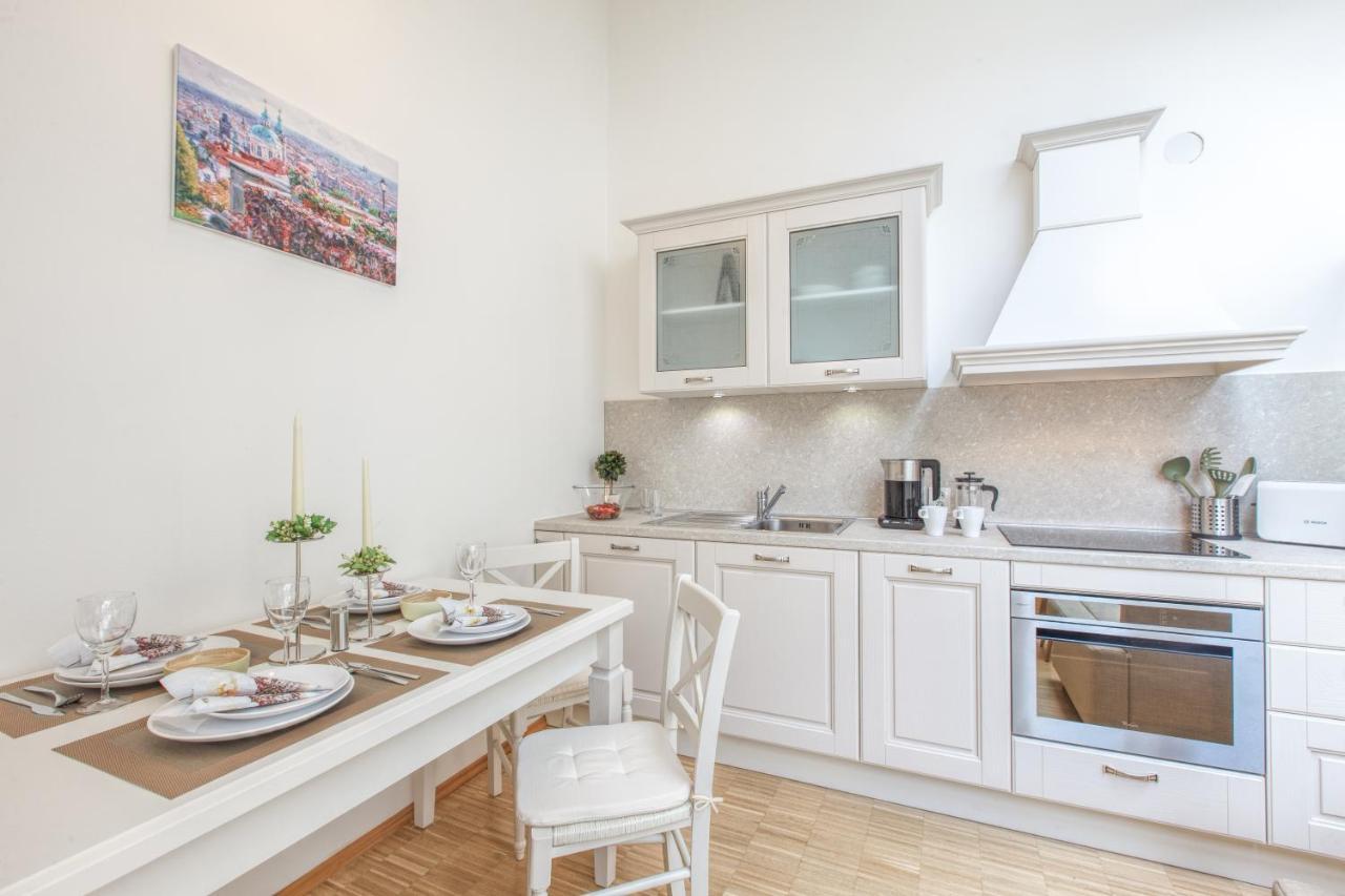 Modern Apartment Charvatova Praga Zewnętrze zdjęcie
